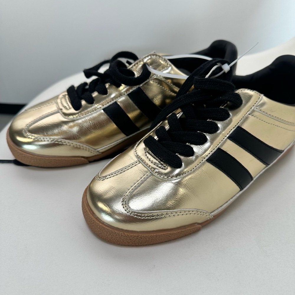 Steve‎ Madden Gold and Black Low-Top Sneakers - Picture 3 of 5